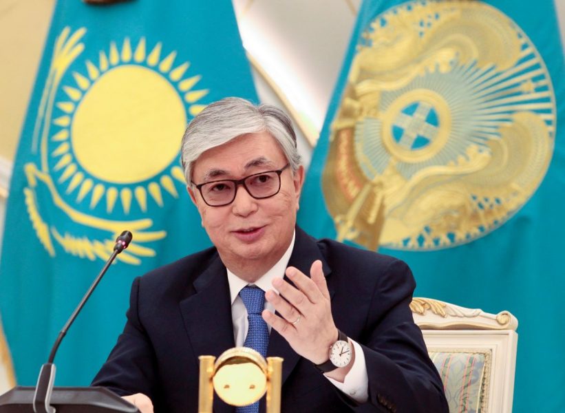 Kazakhstans president Kasym-Zjomart Tokajev har beslutat att avskaffa dödsstraff i landet.