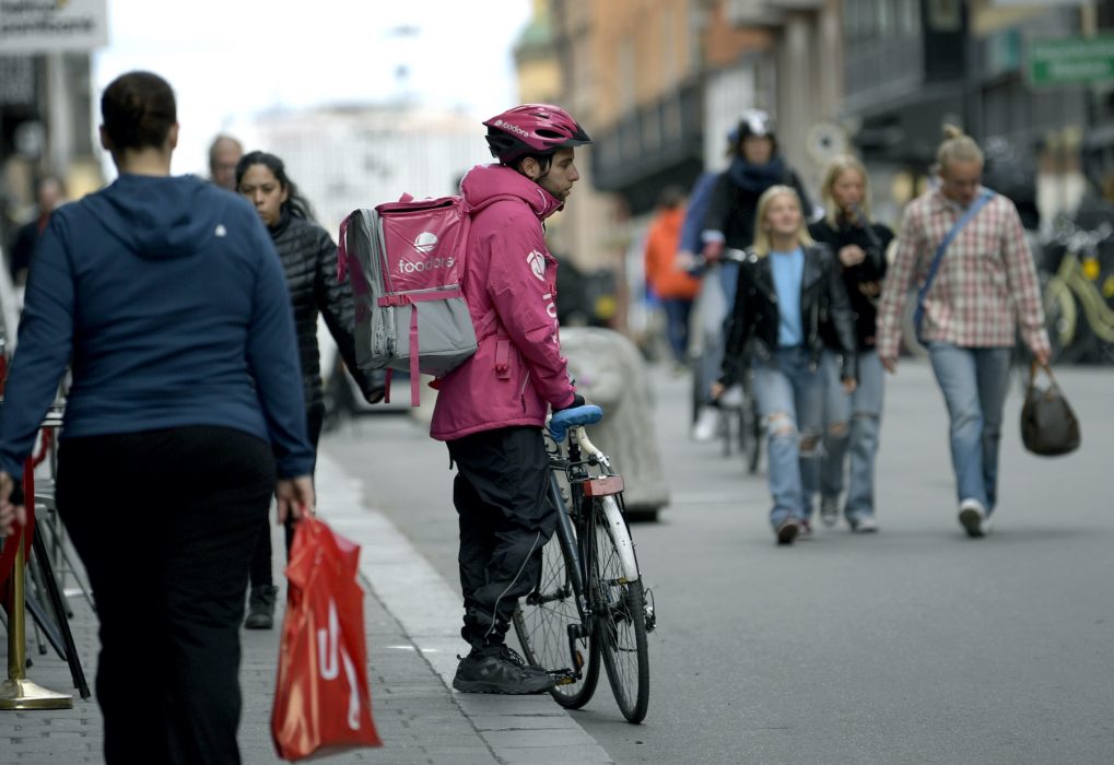 Matleveransföretaget Foodora är ett av de företag som anställer gig-jobbare.