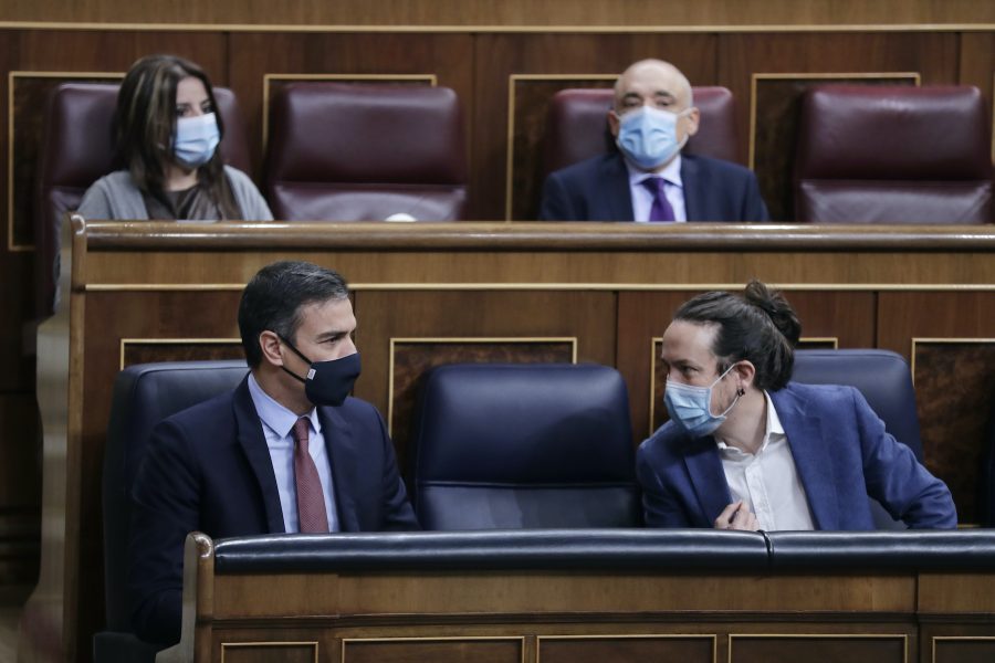 Pablo Iglesias Turrión (till höger), sitter sedan ett år tillbaka i den spanska regeringen.