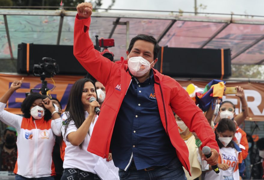 Vänsterkandidaten Andrés Arauz valslutspurt i Ecuadors huvudstad Quito.