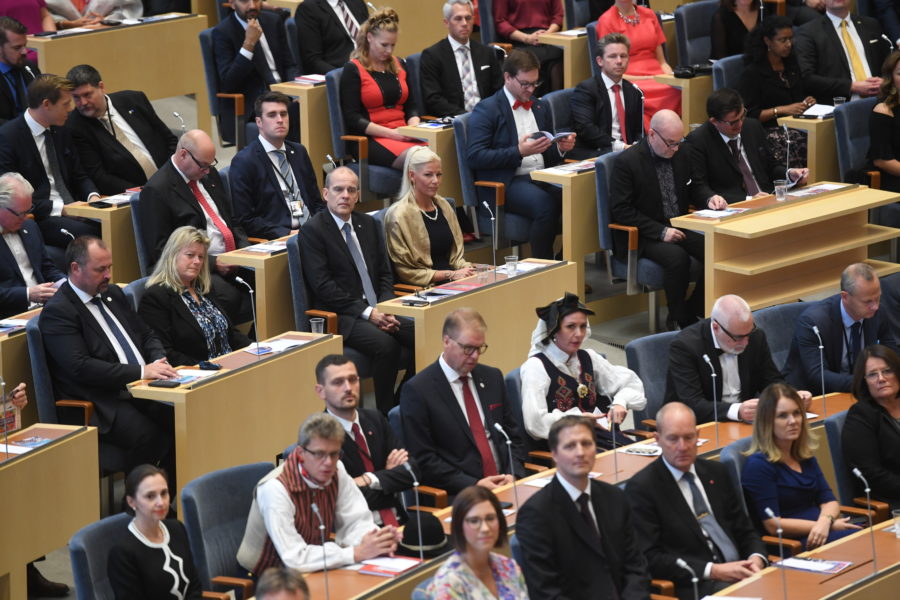 Sverige har EU:s mest jämställda parlament och ligger även i topp när det gäller jämställdheten bland ministrar.