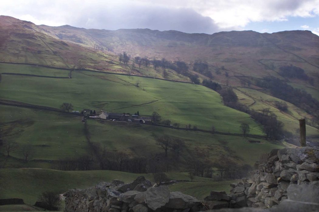 I det det kuperade landskapet i Cumbria i nordvästra England planerar ett företag för en ny kolgruva.