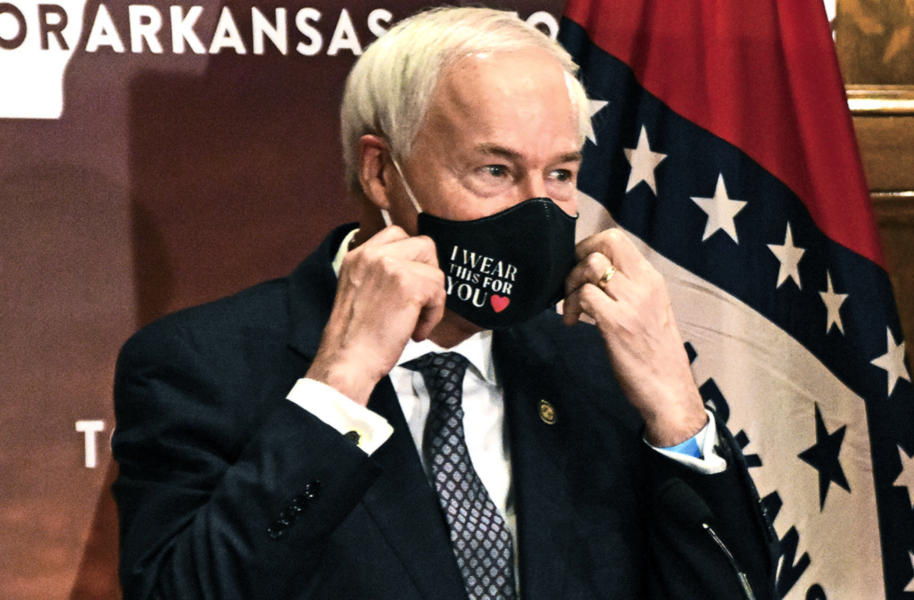 Arkansas guvernör Asa Hutchinson lade sitt veto mot lagstiftningen, men delstatsparlamentet körde över hans beslut.