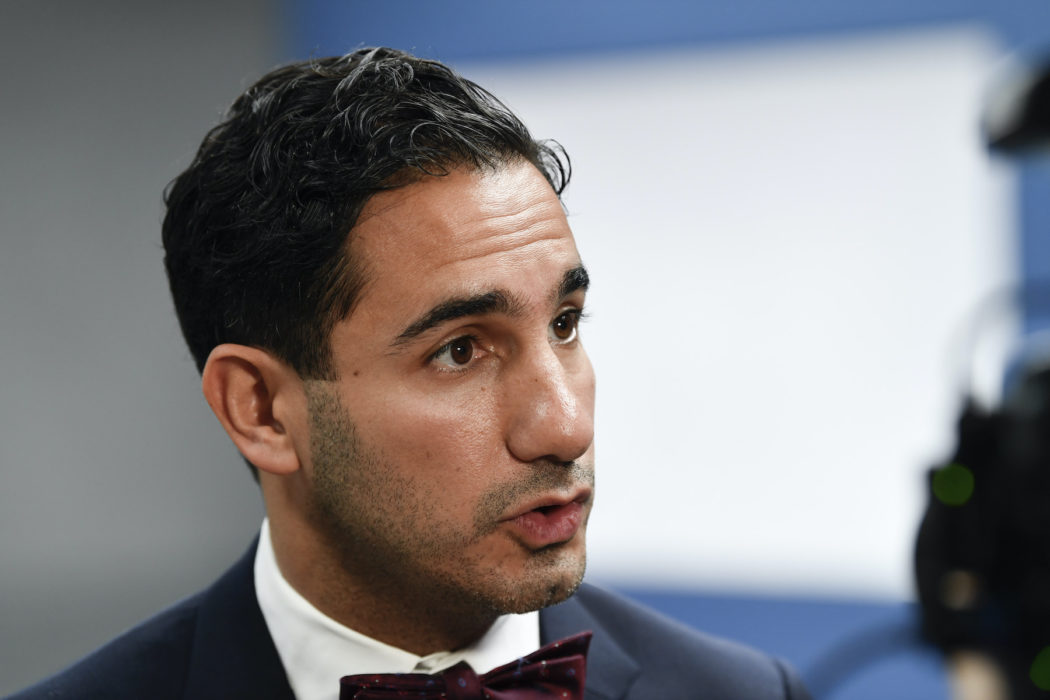 Ardalan Shekarabi, socialförsäkringsminister, säger att förslaget skulle drabba väldigt många barn i Sverige och öka barnfattigdomen.