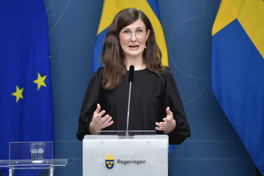 Jämställdhetsminister Märta Stenevi vill förlägga den nya myndigheten för mänskliga rättigheter i Lund.