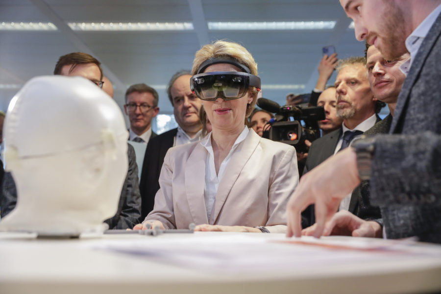 Kommissionens ordförande Ursula von der Leyen under en belgisk techdemonstration tidigare i år.