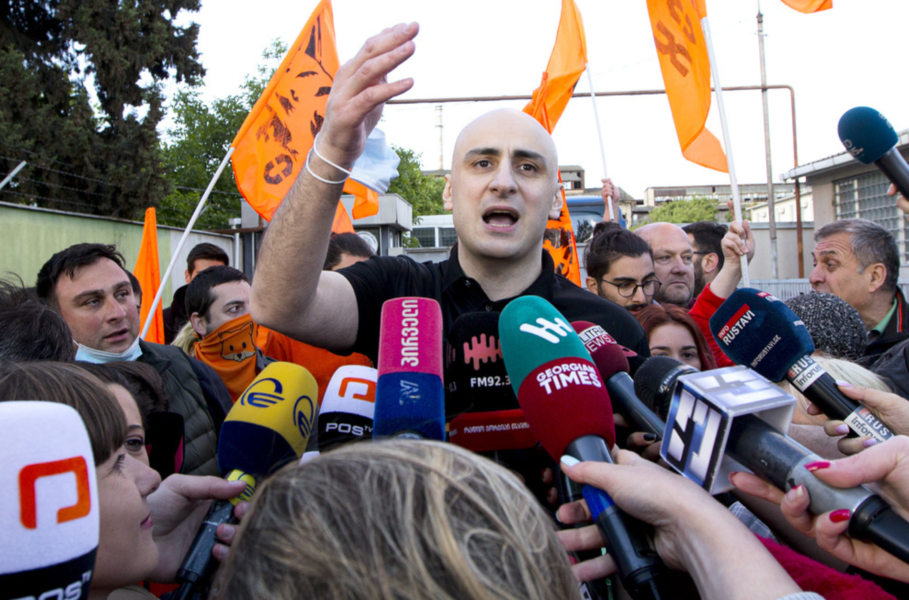 Den georgiske oppositionsledaren Nika Melia släpptes fri under måndagen.