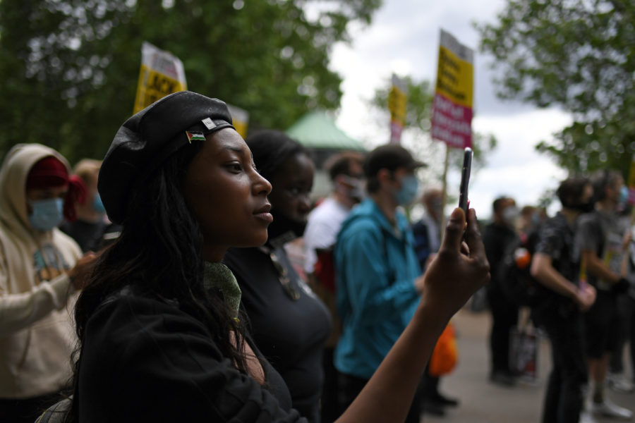 Sasha Johnson i samband med en Black lives matter-demonstration i Hyde Park, London, förra året.