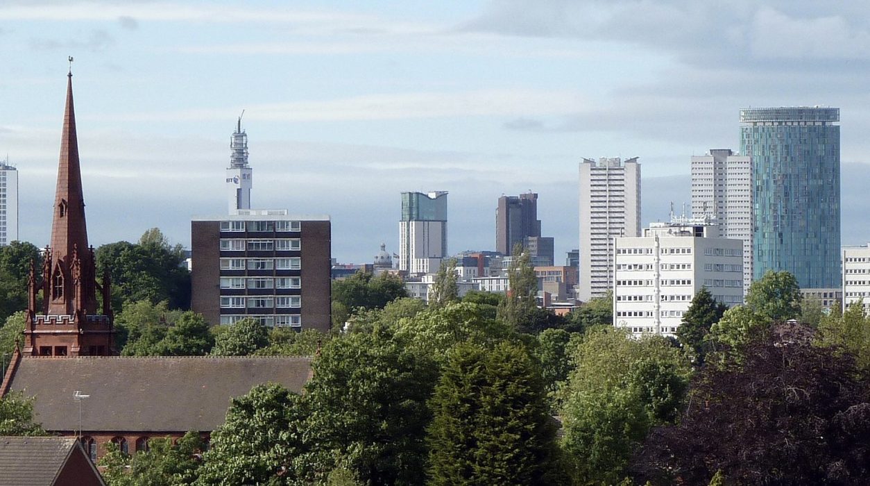 Pandemins effekter har ändrat synen på basinkomst i Birmingham.