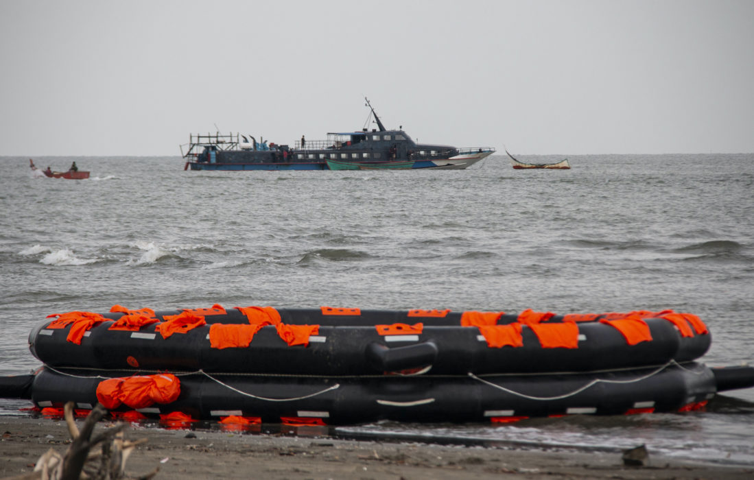 Båten med flyende rohingyer ombord som efter 113 dagar till sjöss nått land.