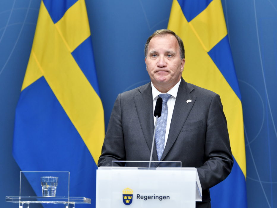Statsminister Stefan Löfven (S) står inför svåra val.