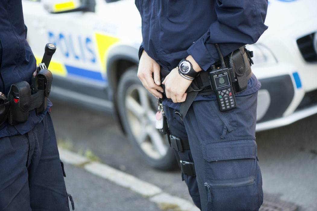 Polisen brister i respekt för brottsoffers och misstänktas integritet när de berättar om ingripanden i sociala medier, anser advokat Emma Persson.
