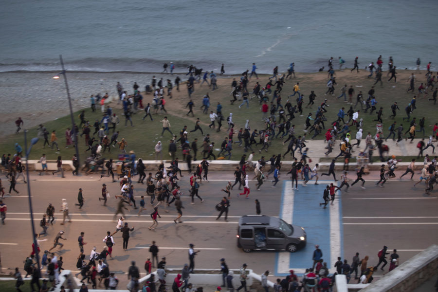 Mellan 8000 och 10 000 flyktingar och migranter tog sig in i Ceuta mellan den 17 och 19 maj.
