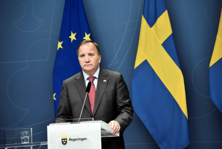 Pressträff med statsminister Stefan Löfven och Kommunals ordförande Tobias Baudin under fredagen.