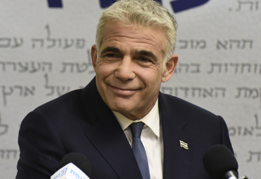 Oppositionsledaren i Israel, Yair Lapid, har fått ihop ett regeringsunderlag.