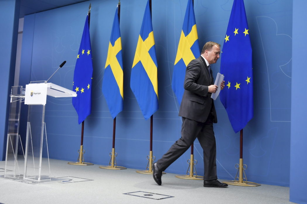 Statsminister Stefan Lövfens enda chans att sitta kvar är ett samarbete som omfattar både Centerpartiet och Vänsterparitet – de partier som slagits hårdast i frågan om hyressättning som ledde fram till regeringskrisen.