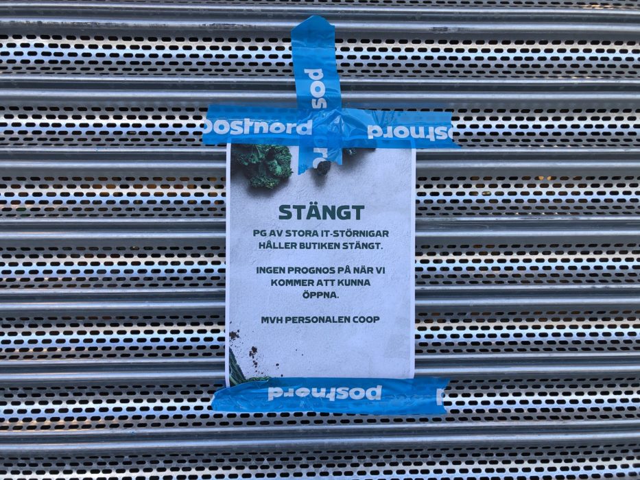 De flesta Coop-butikerna i Sverige tvingas hålla stängt idag, lördag, efter en hackerattack mot en it-leverantör.