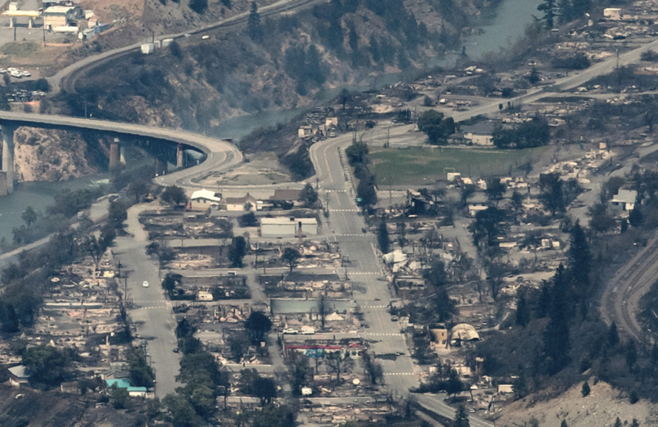 Samhället Lytton i provinsen British Columbia i Kanada har brunnit ner i spåren av rekordvärmen.