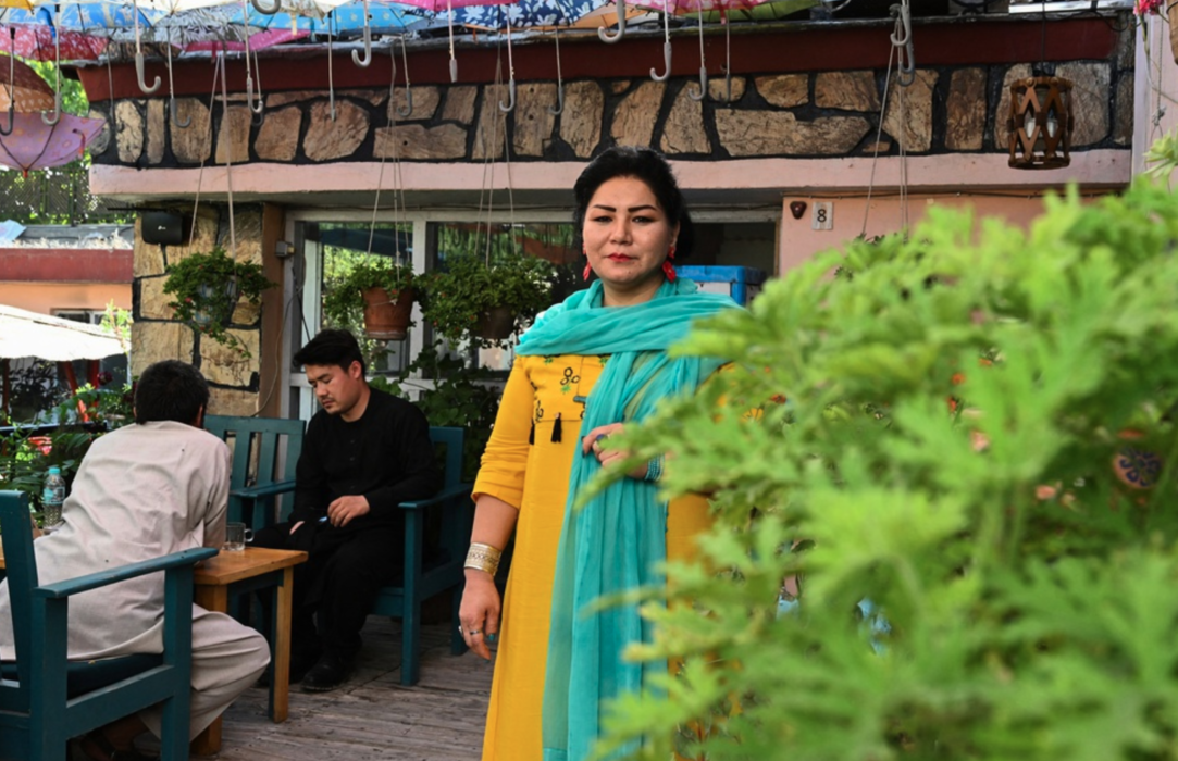 Laila Haidari tänker inte lämna Afghanistan i första taget.