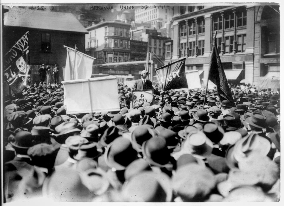 Alexander Berkman håller tal 1 maj 1914.