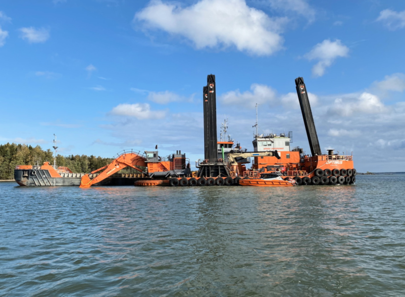 Sjöfartsverket muddrar farlederna till Mälarhamnarna Västerås och Köping för att öka lastkapaciteten.