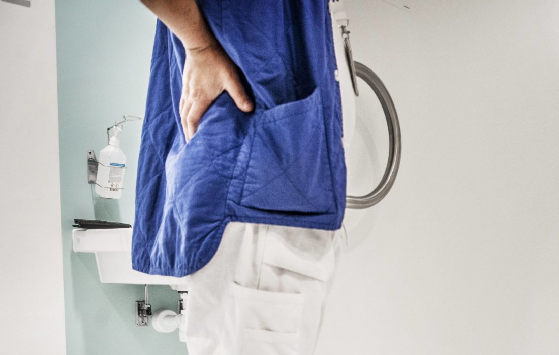 En ny undersökning från Läkaresällskapet och Karolinska institutet visar att läkare i större omfattning än tidigare förhåller sig positiva till läkarassisterat suicid.