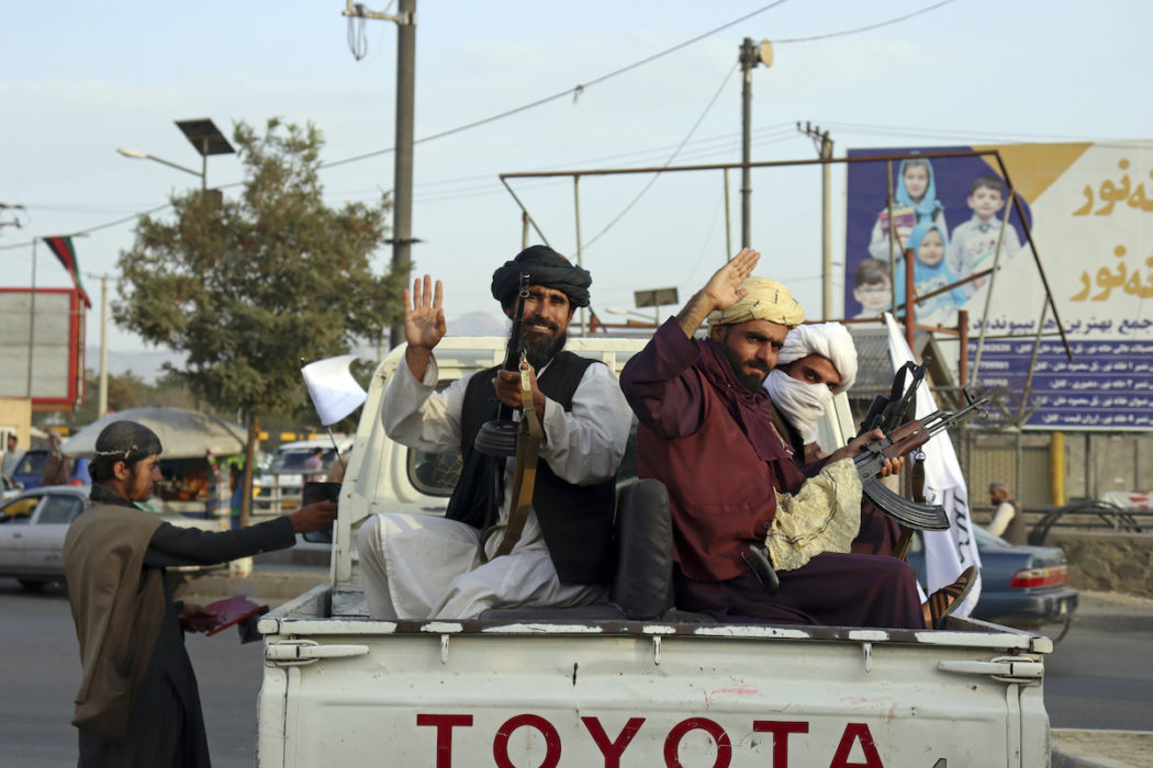 Den sista amerikanska soldaten lämnar afghansk mark under natten till tisdagen, lokal tid.