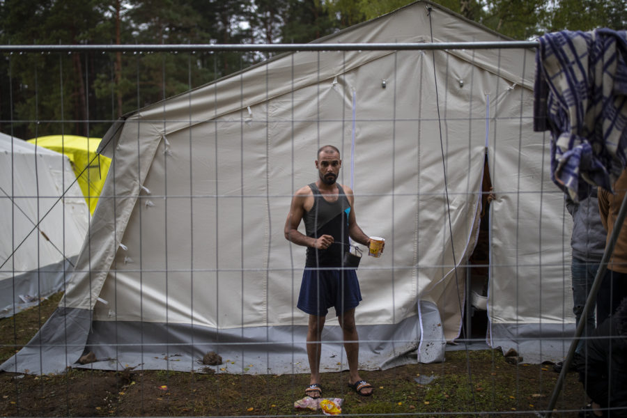 Ahmed Saad, migrant från Irak, befinner sig på en flyktingförläggning söder om Vilnius i Litauen.