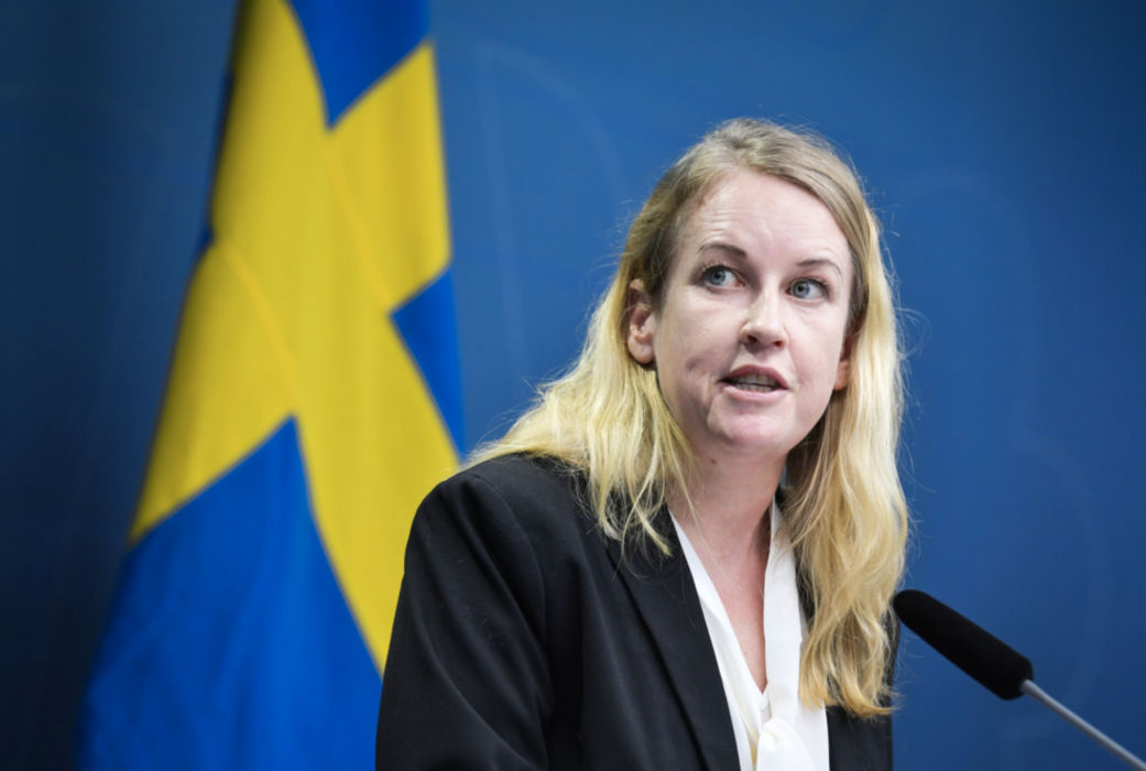 Särskilda utredaren Åsa Kullgren, tidigare i år, när förslaget att stärka sjukvårdens beredskap lades fram.