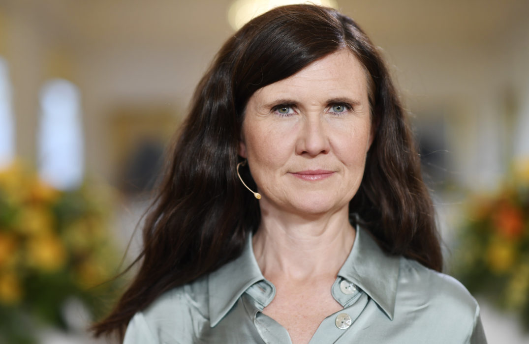 Miljöpartiets språkrör Märta Stenevi (MP) inför sitt tal på Almedalsveckan.