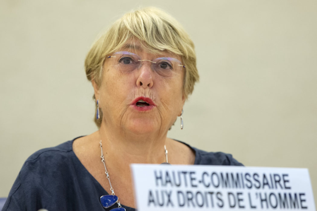 FN:s människorättschef Michelle Bachelet håller sitt anförande under FN:s råd för mänskliga rättigheter i Genève.