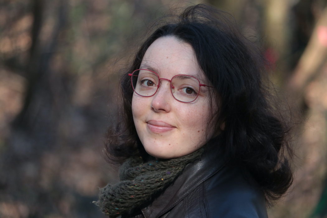Studenten Lucie vann basinkomst i ett år genom nätverket UBI 4 all.