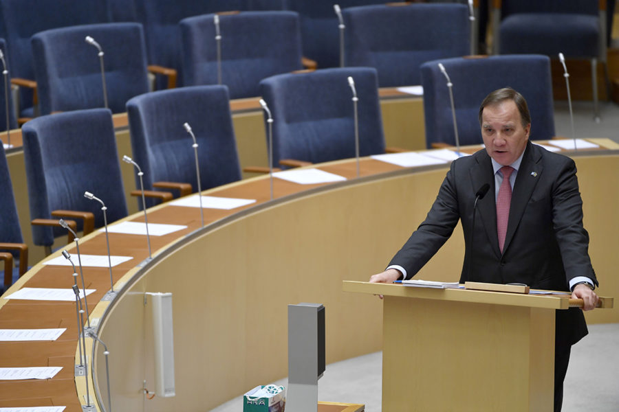 Statsminister Stefan Löfven (S) i riksdagen för återrapportering från Europeiska rådets möte.