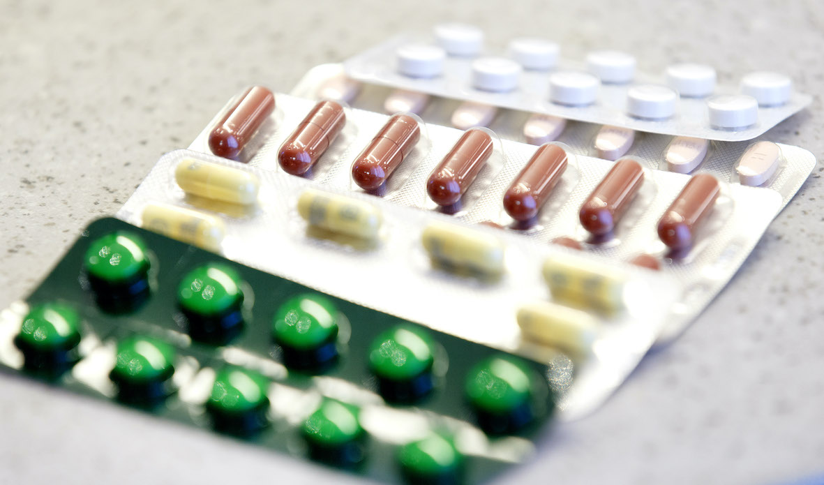 Överbliven medicin ska lämnas till apoteket.