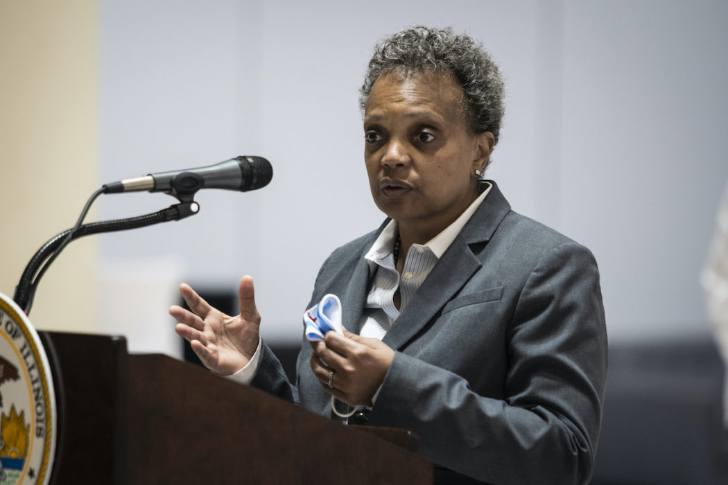 Chicagos borgmästare Lori Lightfoot fick igenom sitt förslag om ett basinkomstprogram i staden.