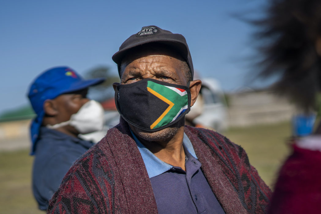I bland annat Gqeberha, en av de fattigaste städerna i Sydafrika, protesterade folk mot regeringens planerade åtstramningar.
