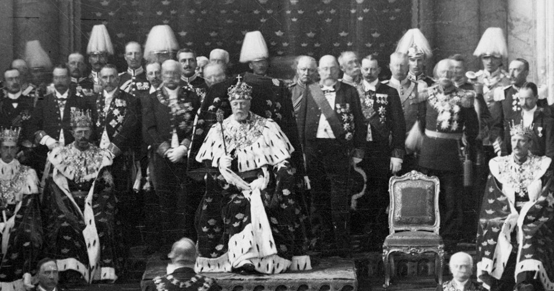 Kung Oskar II öppnar urtima riksdag på grund av unionskrisen 1905.