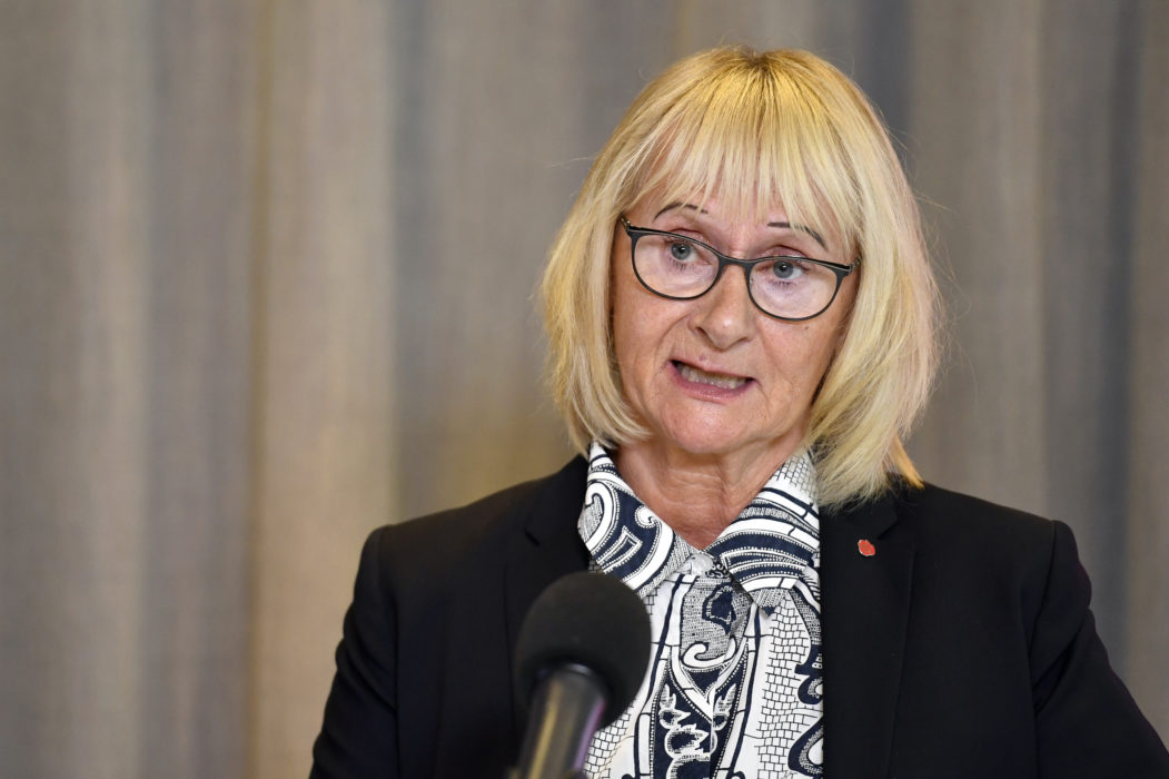 Lena Micko (S) lämnar posten som civilminister.
