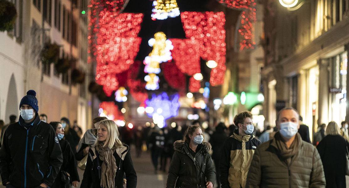 Julhandel i Paris.