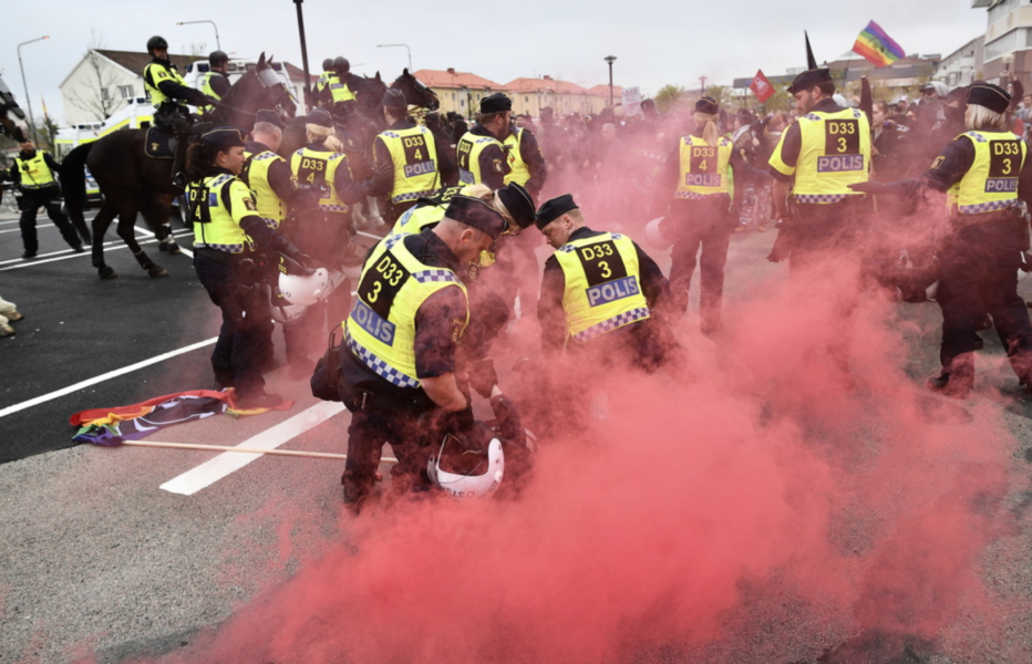 Fem motdemonstranter frias helt från anklagelserna om våldsamt upplopp vid NMR-demonstrationen i Kungälv vid första maj 2019.