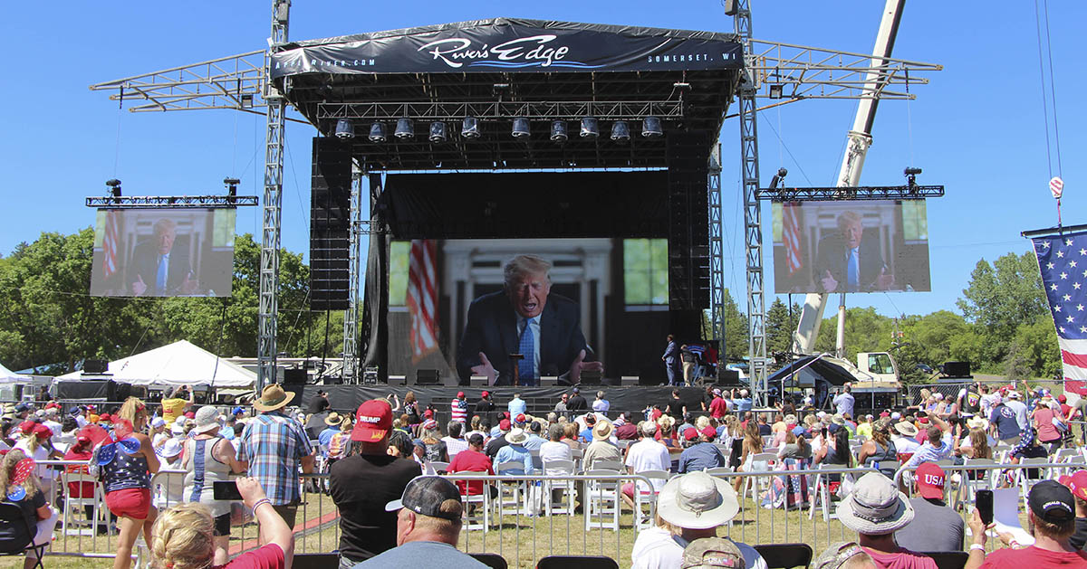Donald Trump, en av vår tids mest uppenbara demagoger, har samlat sitt Maga-folk på ett gärde i Wisconsin i juni 2021 för att tuta i dem att han vann valet.