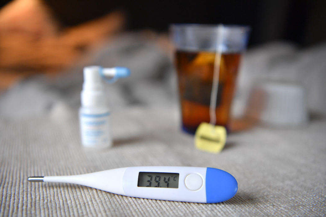 Försäkringskassan utreder om diagnoskoder för sjukintyg kan hämtas direkt från sjukvårdens journaler.