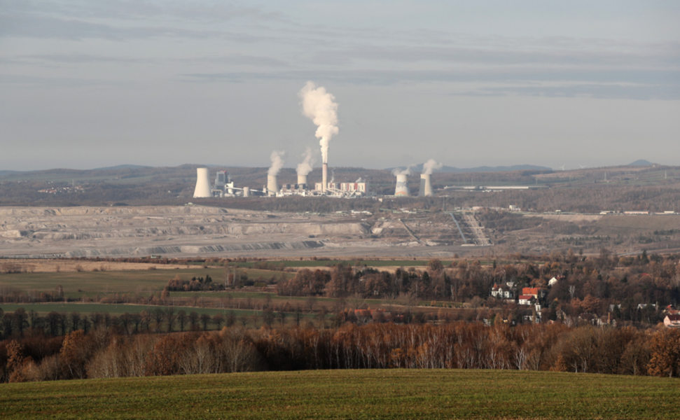 Kolgruvan och kraftverket i polska Turow har varit föremål för en lång konflikt mellan Polen och Tjeckien.