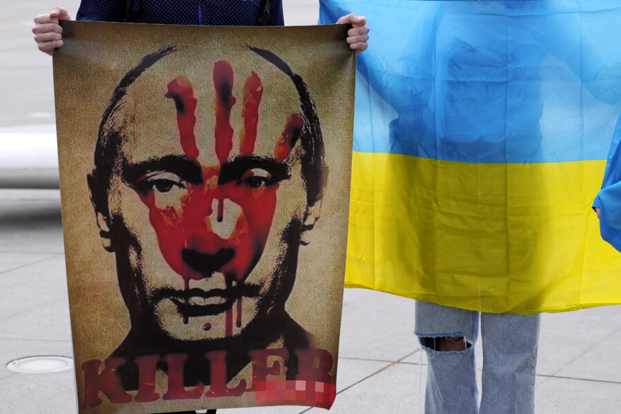 Petros Karadjias/AP/TTStödprotest för Ukraina, mot Rysslands invasion.