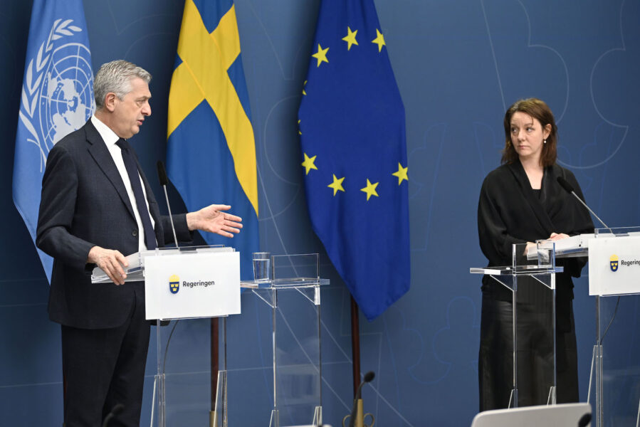 FN:s högkommissionär för flyktingar Filippo Grandi besökte Sverige under onsdagen och deltog i biståndsminister Matilda Ernkrans presskonferens.
