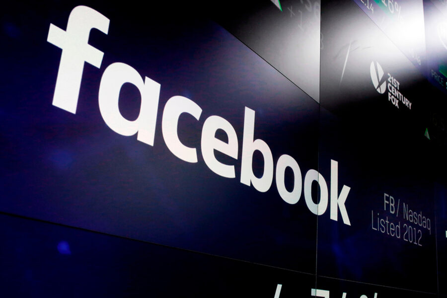 I krigets spår väljer Facebook att lätta på sina regler för våldsbejakande uttryck.