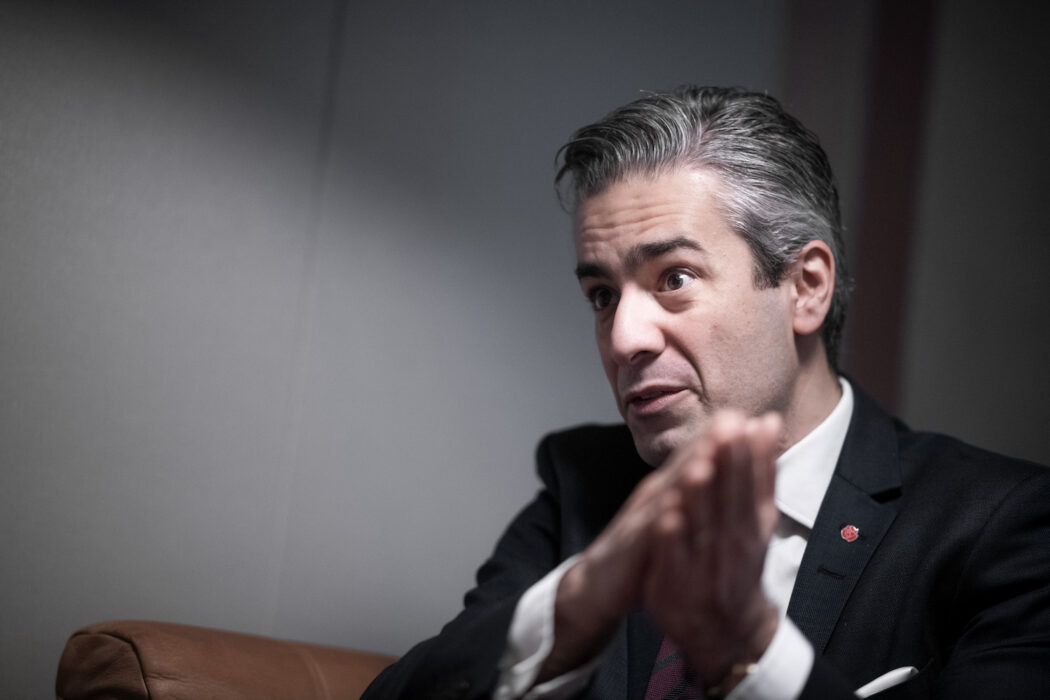 Energi- och digitaliseringsminister Khashayar Farmanbar (S).
