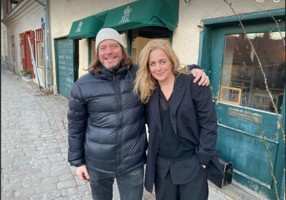 Mattias Nordberg, Crêperie och Logi, och Lia Boysen, Vår Fru, erbjuder alla gäster med ukrainskt pass att äta gratis.