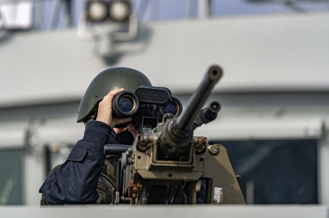 Sverige genomförde på onsdagen en gemensam militärövning med Finland.