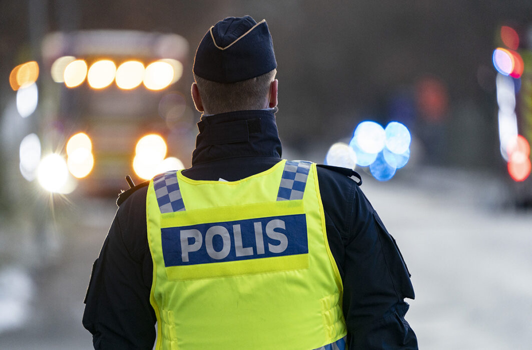 En polisman har dömts för förolämpning.